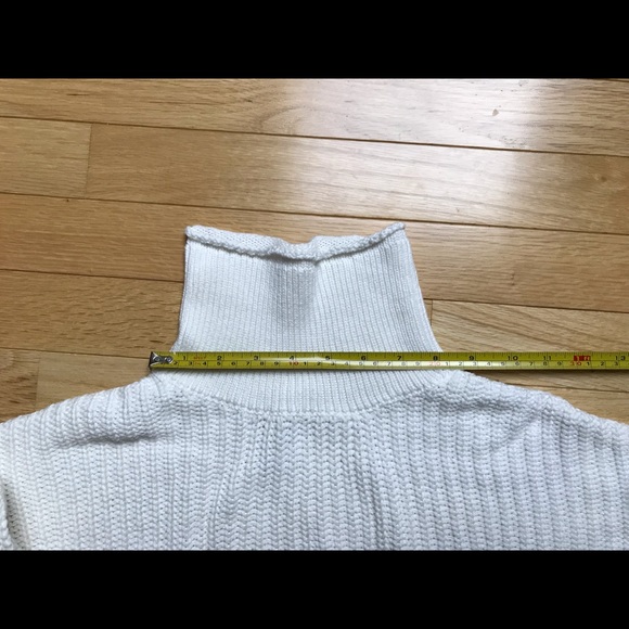 NWOT American Apparel Fisherman Bell Sleeve Sweater - Picture 5 of 5